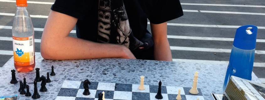 Kenneth og skak i Nørrebroparken